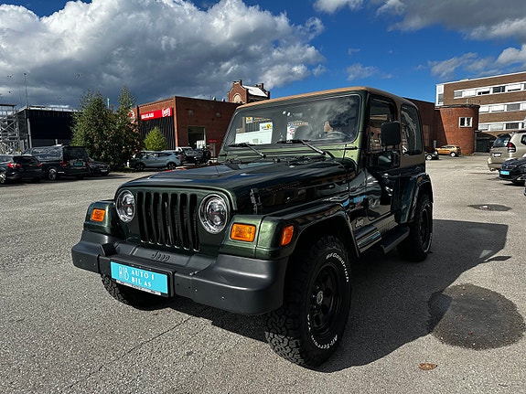 Jeep Wrangler 7 of 20