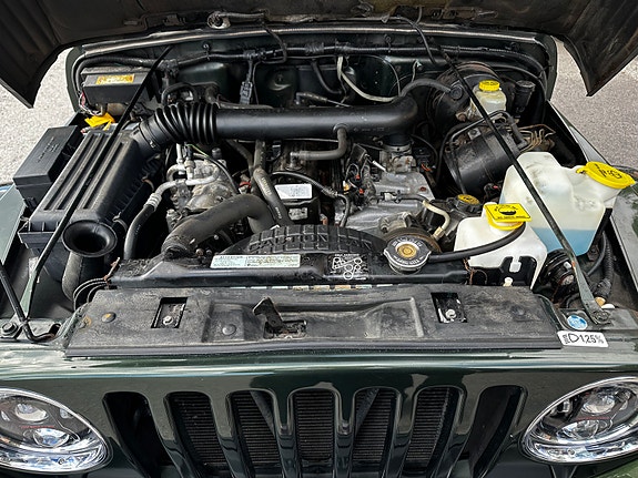 Jeep Wrangler 18 of 20