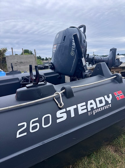Lite kjørt Pioner Steady med 6 KK Yamaha 6 of 8
