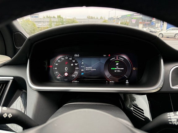 Jaguar I-PACE 30 of 30