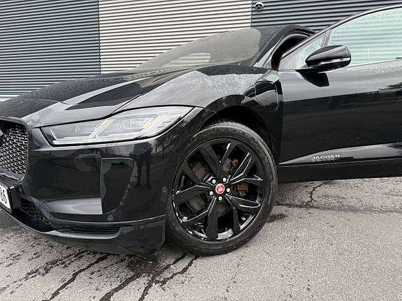 Jaguar I-PACE 9 of 30
