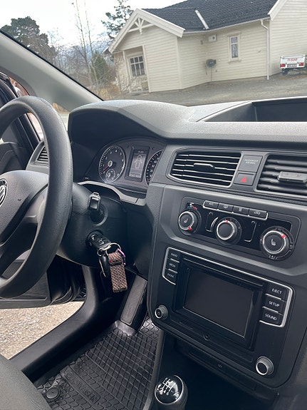 Volkswagen Caddy 14 of 22
