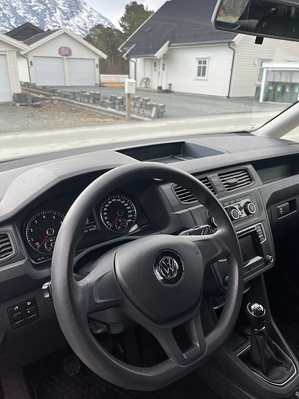 Volkswagen Caddy 10 of 22