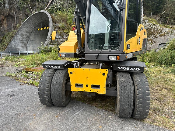 Volvo Ew140d 11 of 26