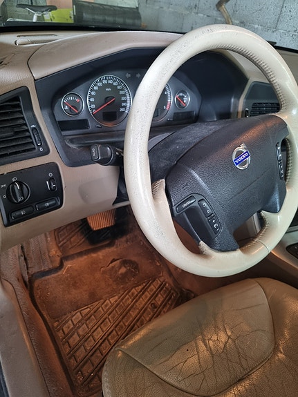 Volvo XC70 8 of 12