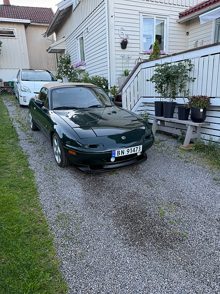 Mazda MX-5 10 of 30