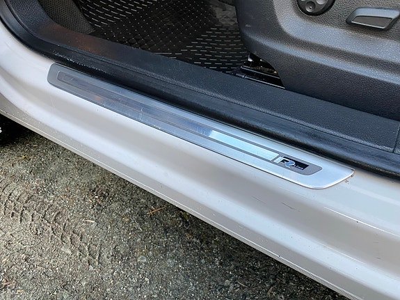 Volkswagen Tiguan 5 of 12