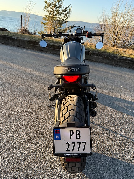 Ducati Scrambler Nightshift 3 of 12