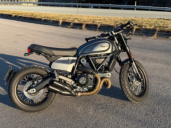 Ducati Scrambler Nightshift 12 of 12