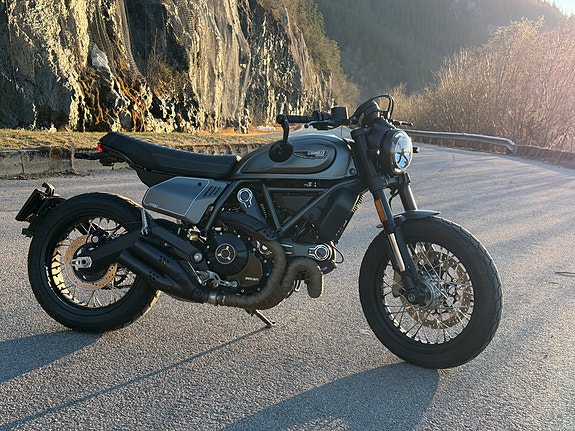 Ducati Scrambler Nightshift 7 of 12