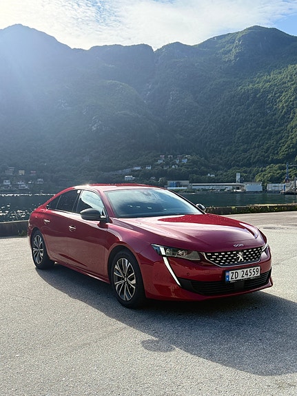 Peugeot 508 2 of 30