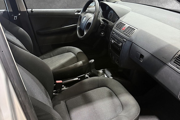 Skoda Fabia 14 of 14