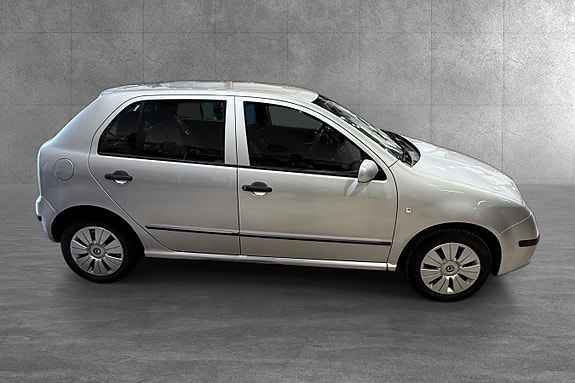 Skoda Fabia 5 of 14