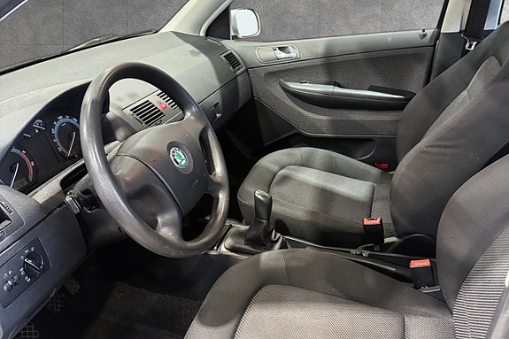 Skoda Fabia 13 of 14