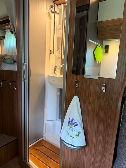 Hymer Delintegrert m/ 4 hjulsdrift 9 of 30