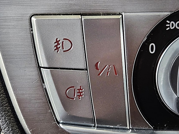 BMW 740Le 19 of 30