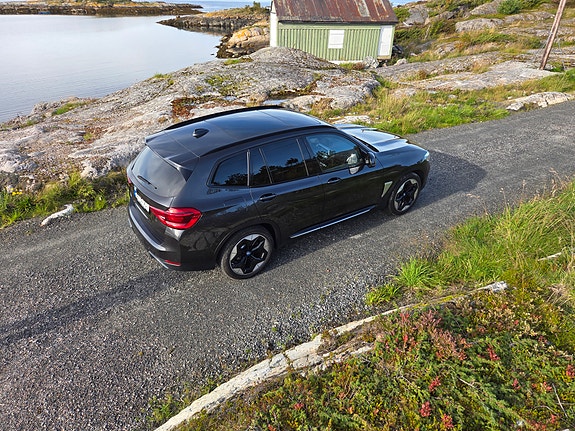 BMW iX3 22 of 29