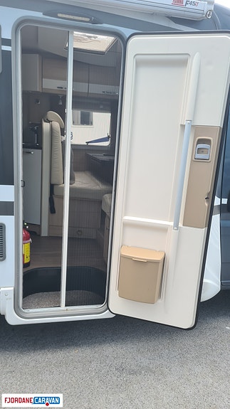 Bürstner BT7203 9 of 30