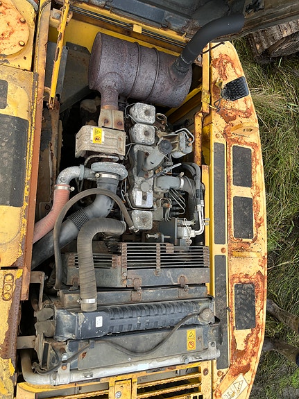 Komatsu PC 210 LC 7 4 of 5