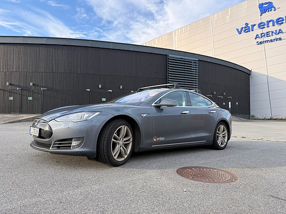 Tesla Model S 8 of 13