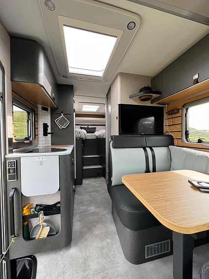 Hymer ML-T 570 CrossOver 2025 med digital VB Luftfjæring og Koni 4x4 støtdempere. 32“ TV - Wifi ruter 28 of 30