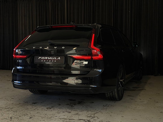 Volvo V90 11 of 30
