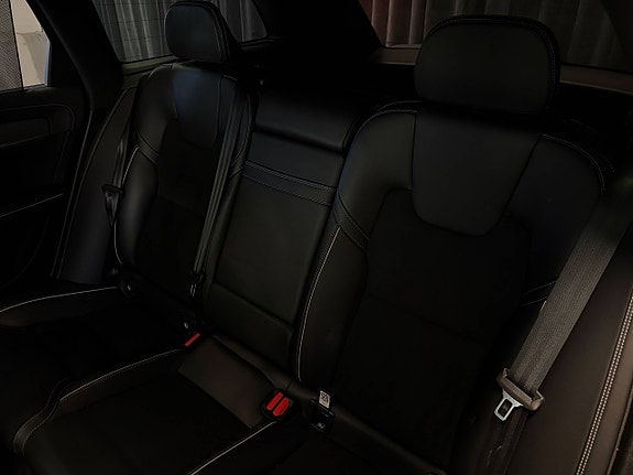 Volvo V90 27 of 30