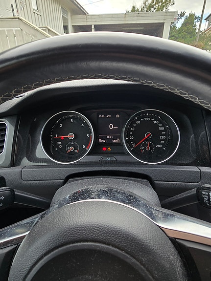 Volkswagen Golf VII 10 of 22
