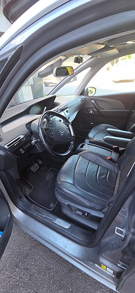 Citroen Grand C4 Picasso 8 of 19