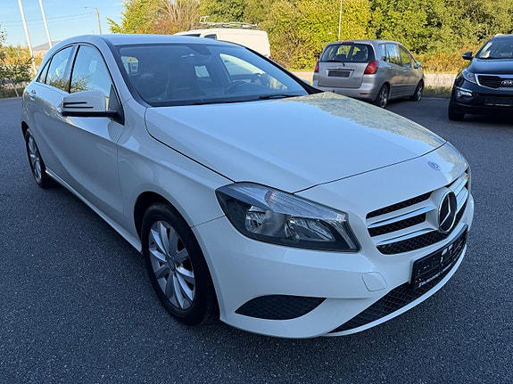 Mercedes-Benz A180 4 of 26