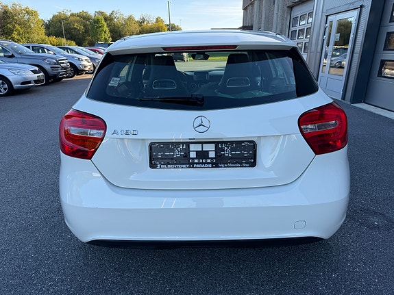 Mercedes-Benz A180 9 of 26