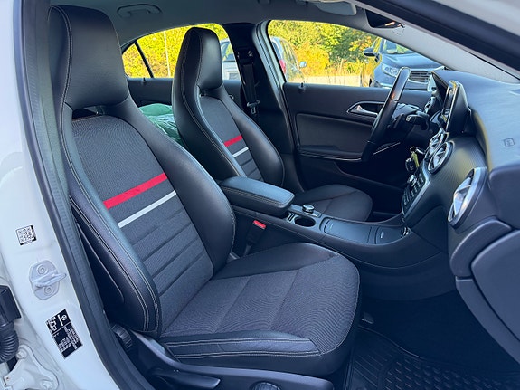 Mercedes-Benz A180 17 of 26
