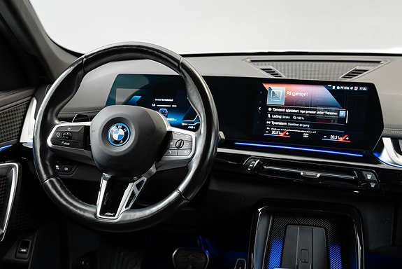 BMW iX1 26 of 30