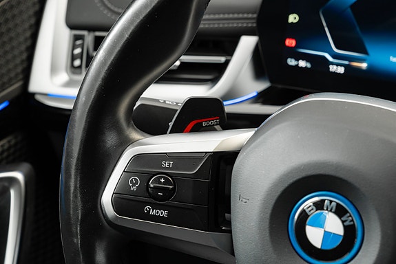 BMW iX1 29 of 30