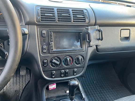 Mercedes-Benz ML270 7 of 10