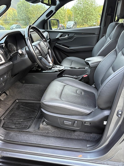 Isuzu D-max 16 of 23