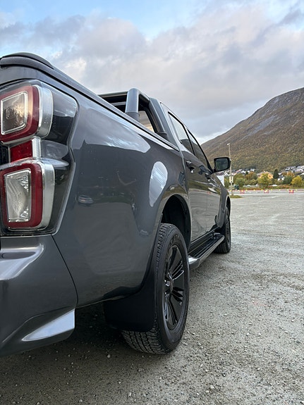Isuzu D-max 10 of 23