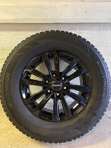 Isuzu D-max 23 of 23