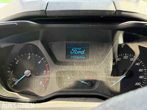 Ford Transit Custom 18 of 19