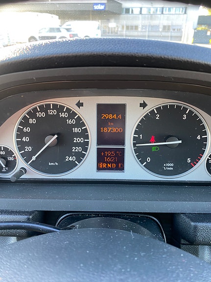 Mercedes-Benz B180 d 18 of 21