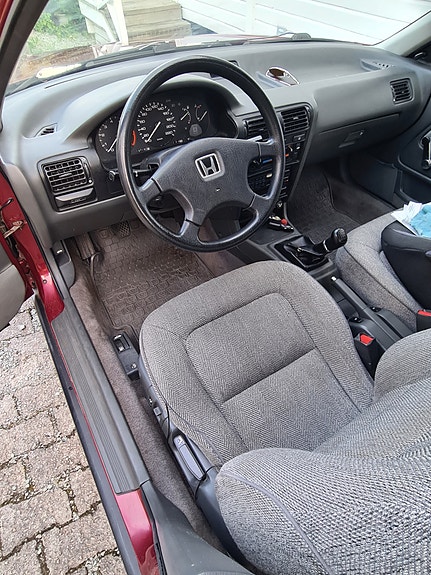 Honda Accord 16 of 30