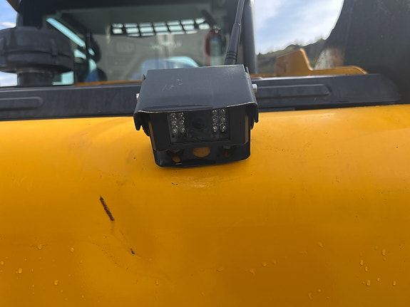 JCB 300 T4 13 of 30