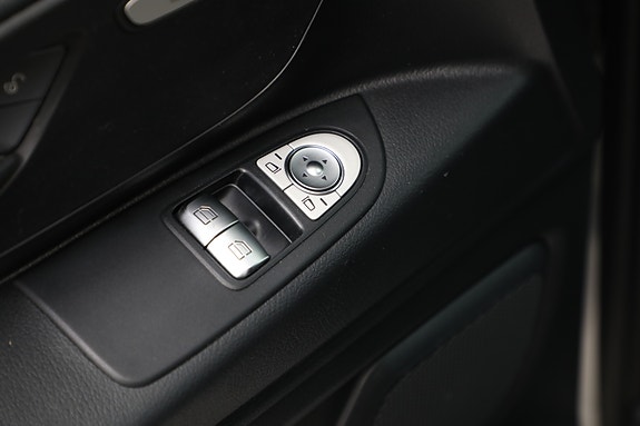 Mercedes-Benz Vito 119 20 of 29