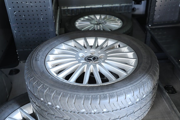 Mercedes-Benz Vito 119 29 of 29