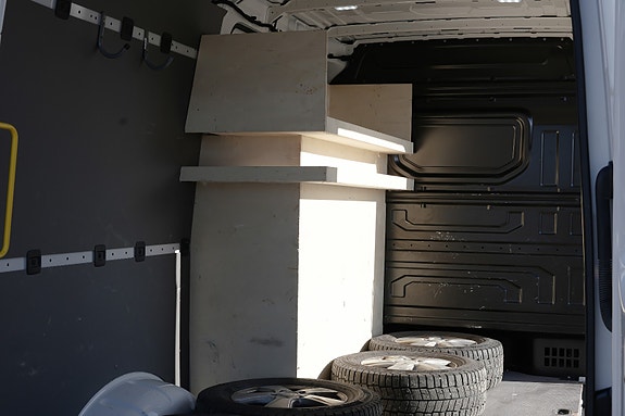 Volkswagen Crafter 28 of 28