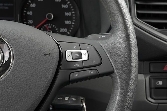 Volkswagen Crafter 14 of 28