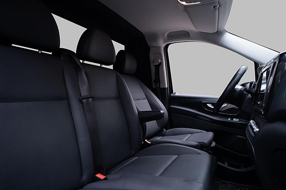 Mercedes-Benz Vito 119 9 of 30
