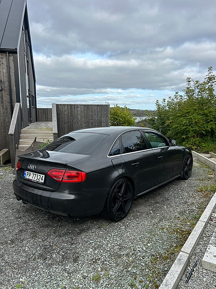 Audi A4 4 of 19