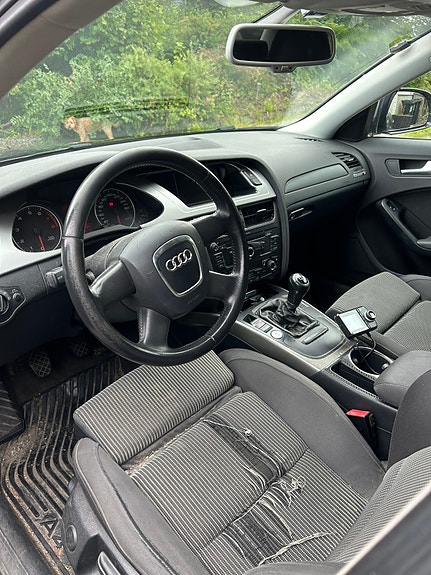 Audi A4 6 of 19