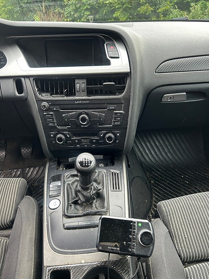 Audi A4 9 of 19
